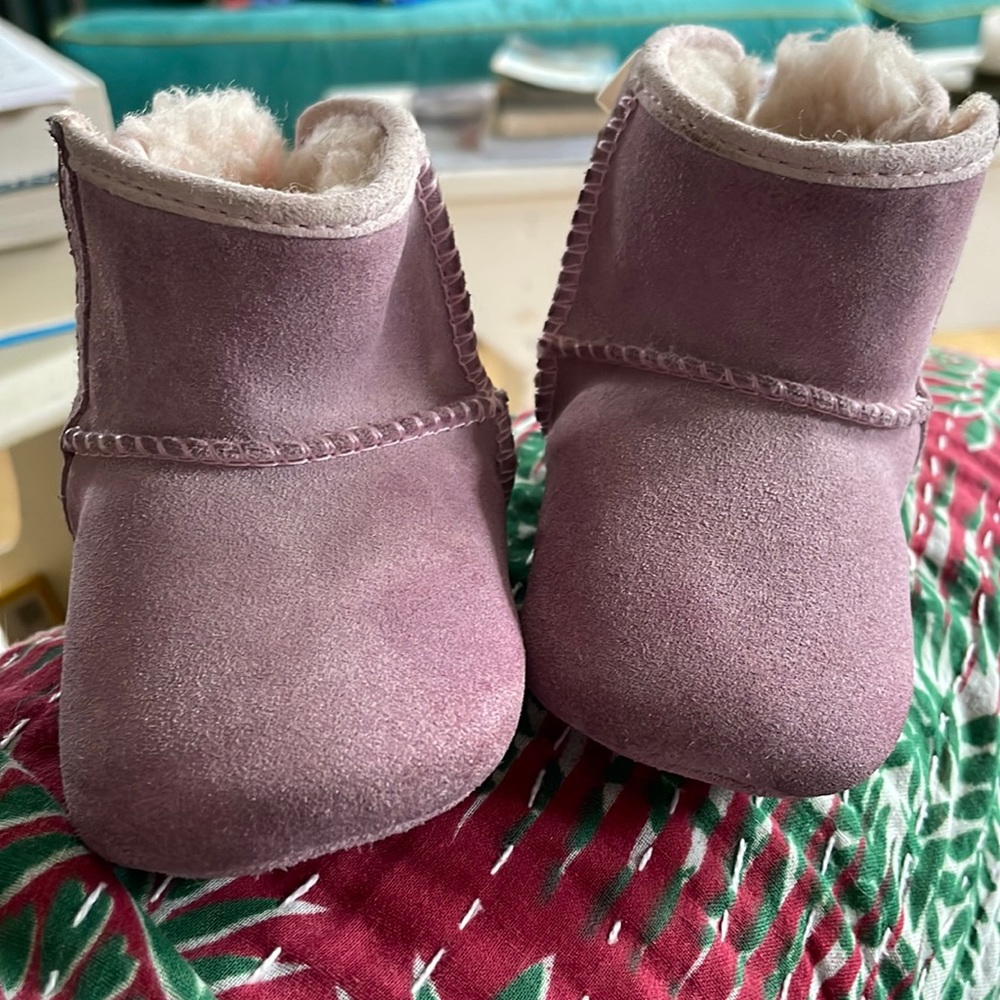 Baby Ugg’s💕